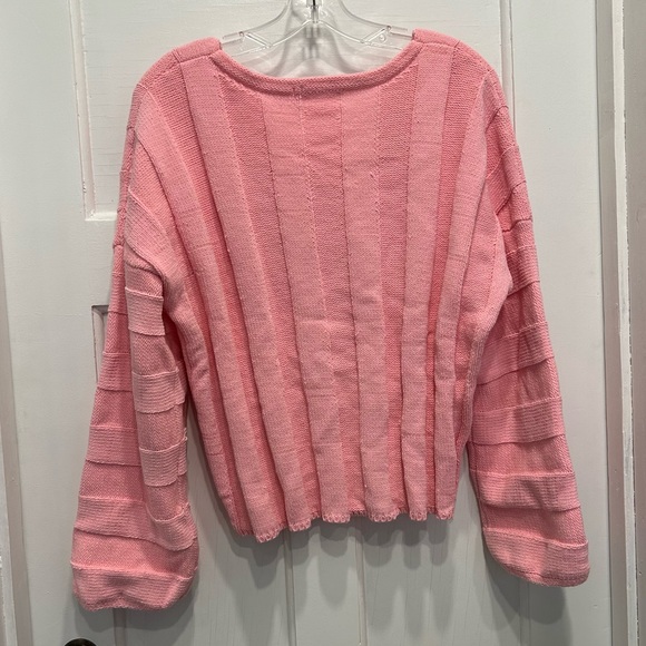 🟢3 for $30🟢American Threads Bright Pink Cropped Sweater - Picture 2 of 3